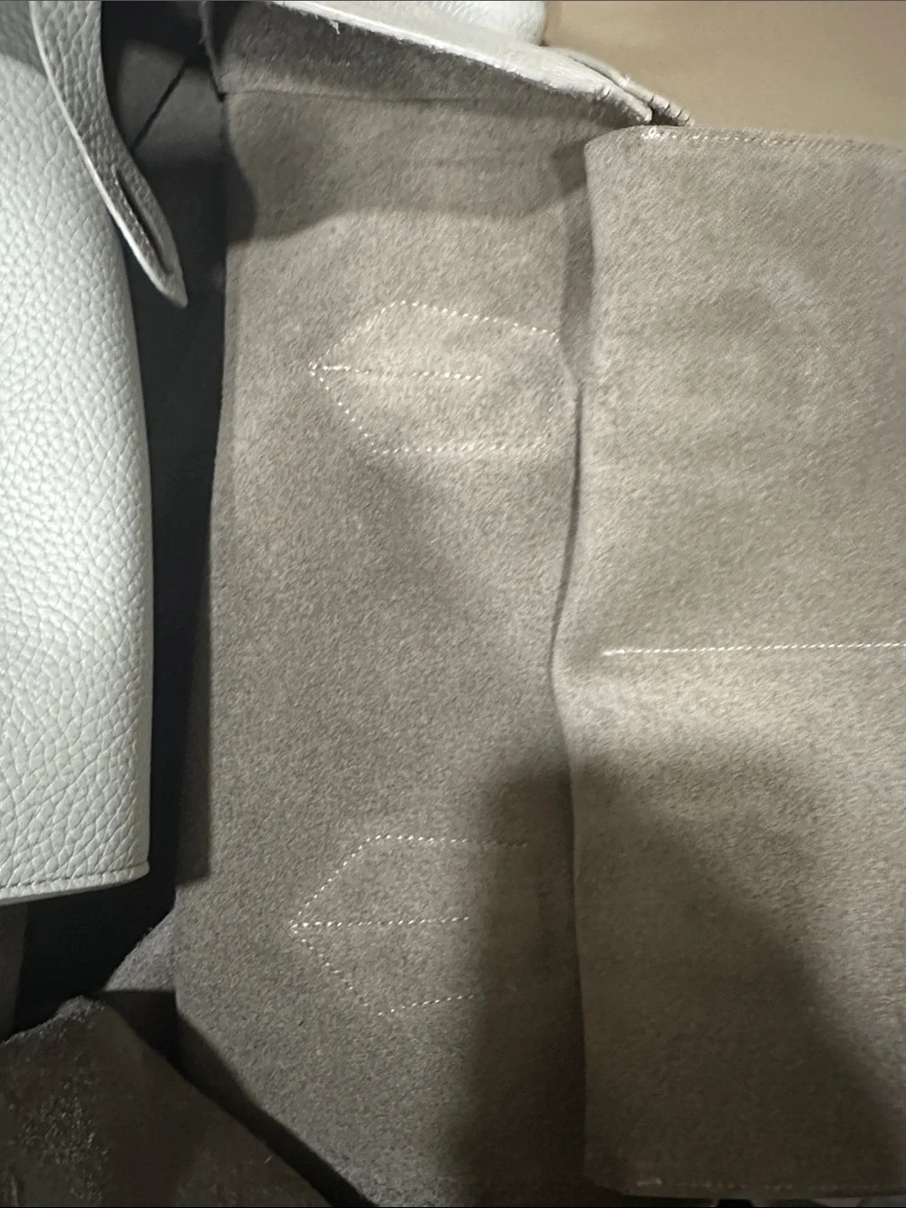 Everyday Structured Tote in Light Gray